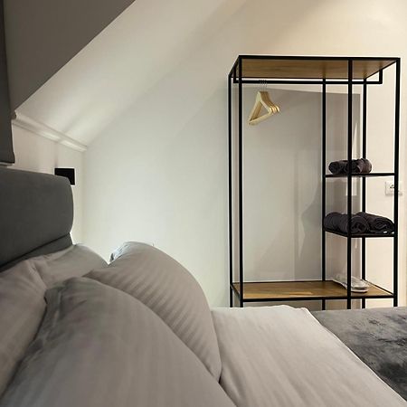 Pog Apartments Тирана Екстериор снимка