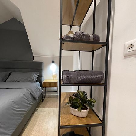 Pog Apartments Тирана Екстериор снимка