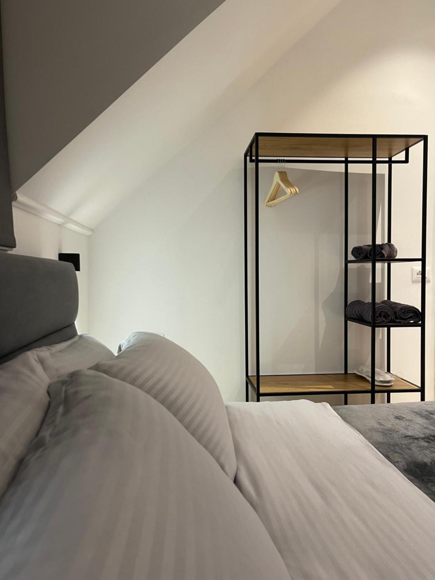 Pog Apartments Тирана Екстериор снимка
