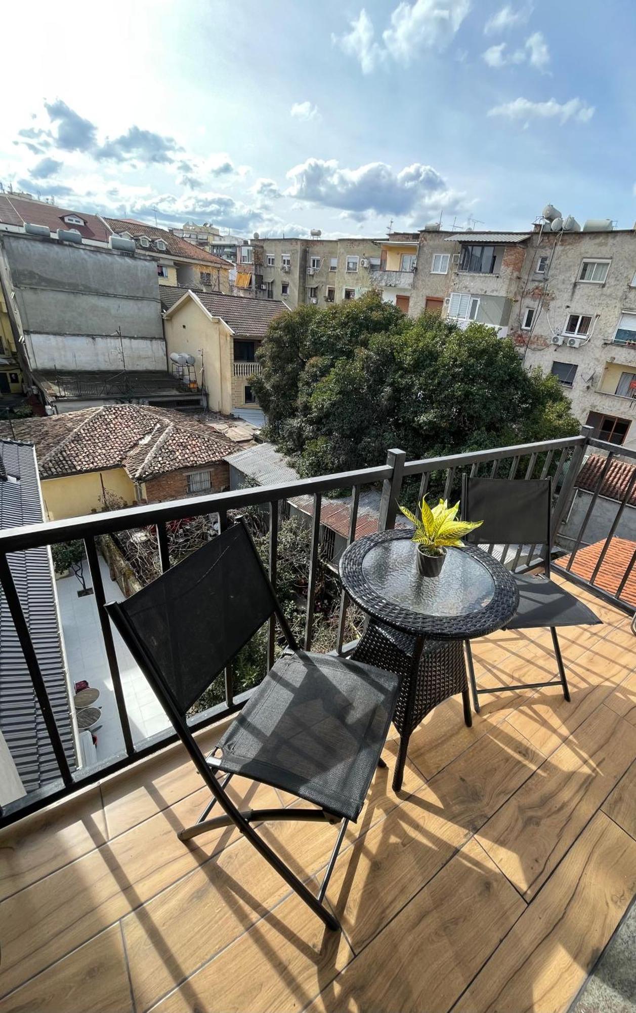Pog Apartments Тирана Екстериор снимка