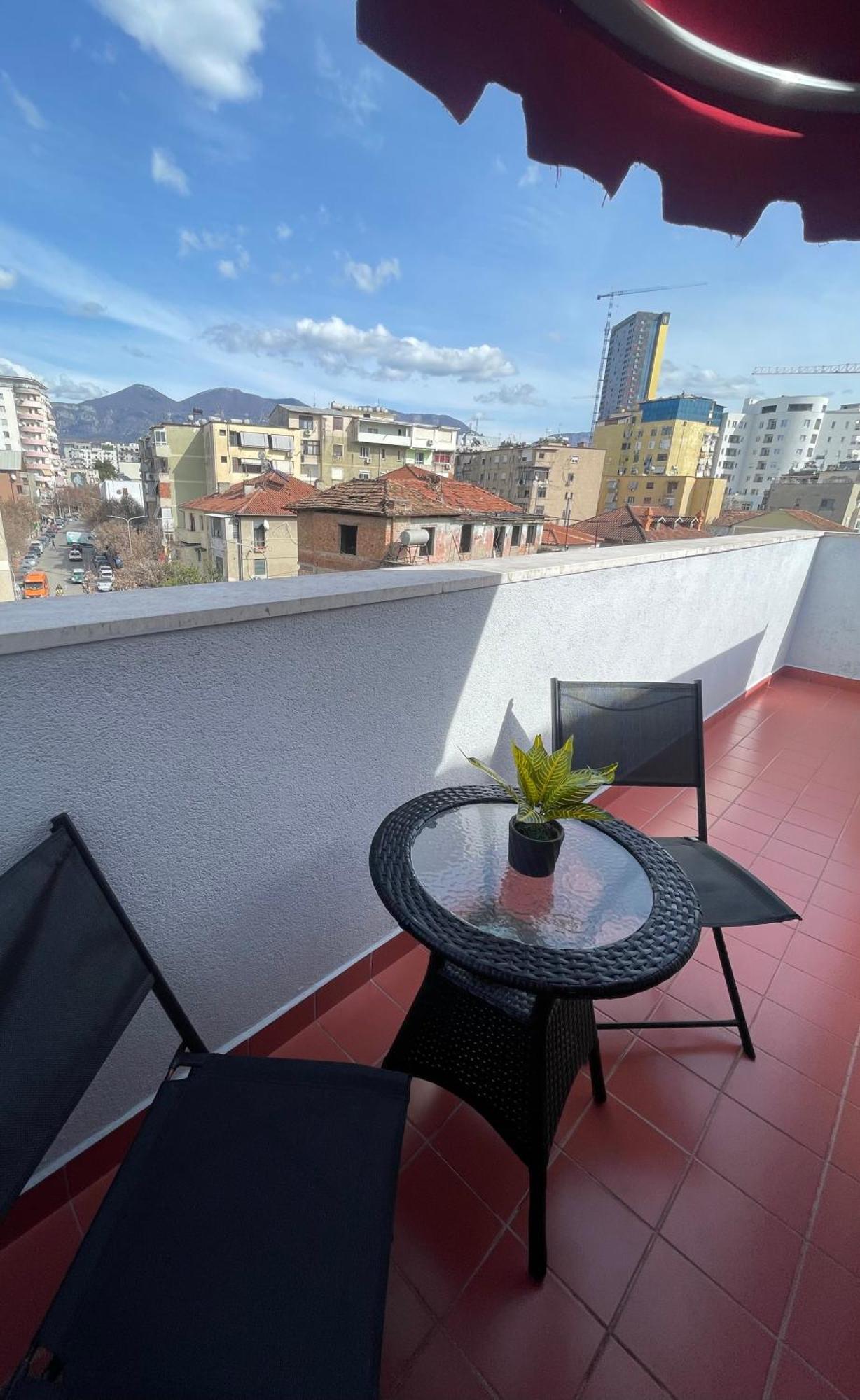 Pog Apartments Тирана Екстериор снимка